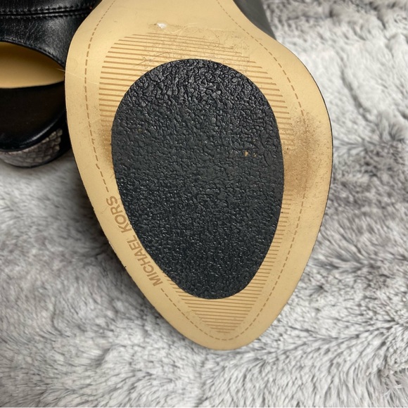 NWOT Michael Kors Hamilton Snakeskin Heels - Picture 6 of 9